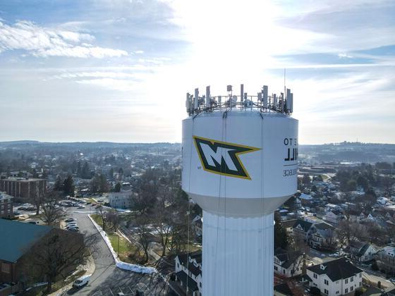 WMC Paints Water Tower